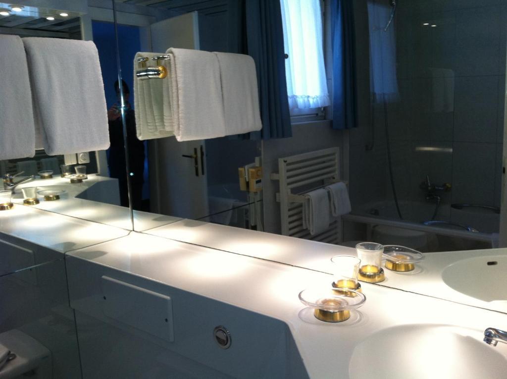 ホテル Haus Darioli ツェルマット 部屋 写真